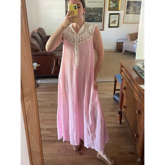 Vintage Nylon Lace Neckline Slip Dress Size Small - Picture 2 of 10